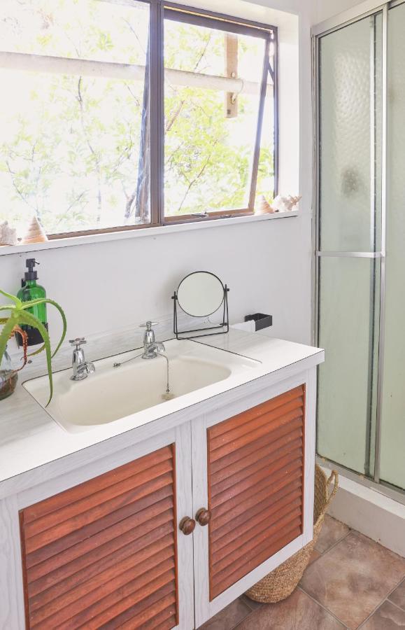 Boho Hill Apartment - Great Barrier Island Escape Okiwi Esterno foto